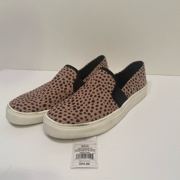 Universal Thread Shoes - Universal Thread Leopard sneakers sz8